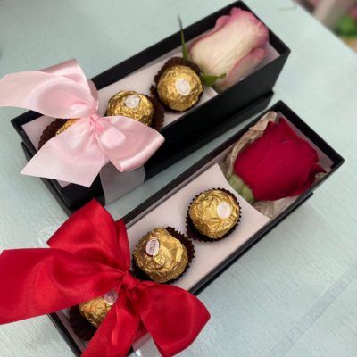 Mimo com rosa e ferrero rocher