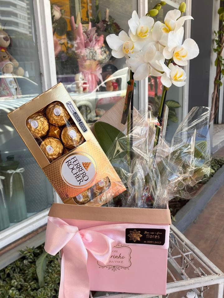 Orqudea com Ferrero Rocher 