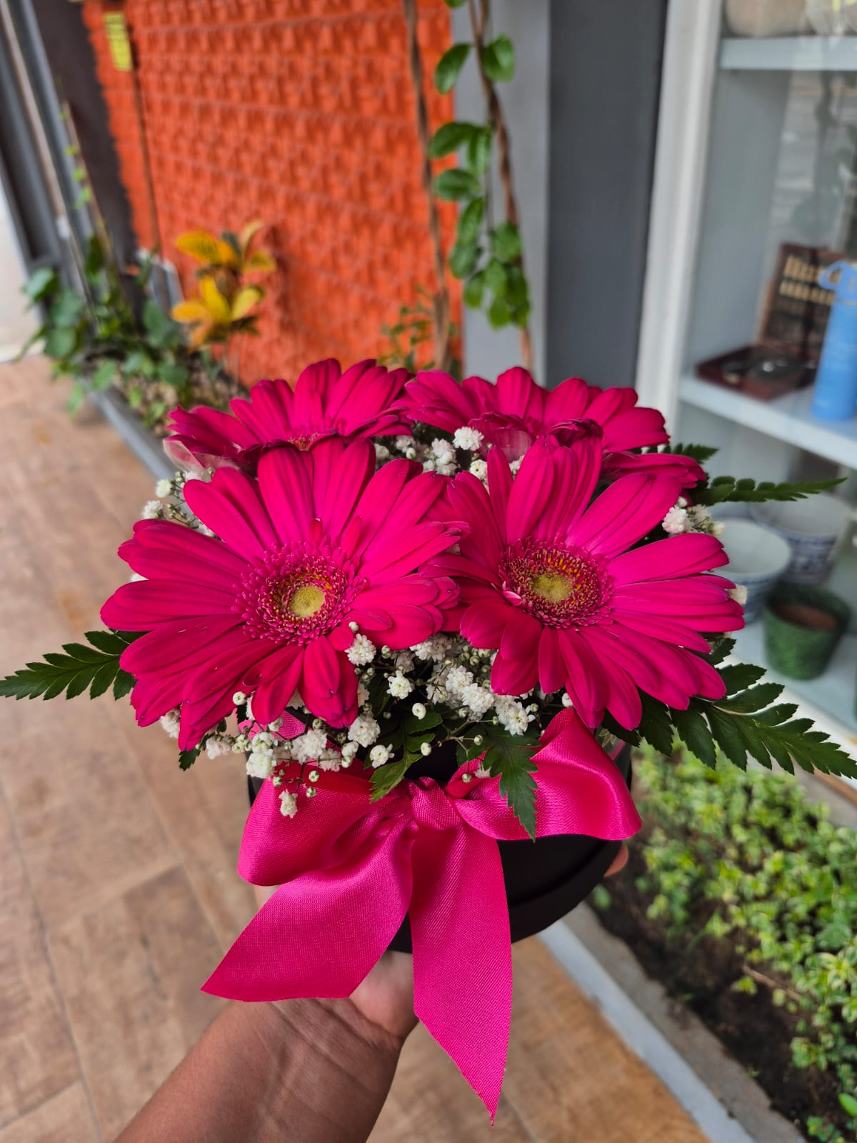 Mini box com gerberas