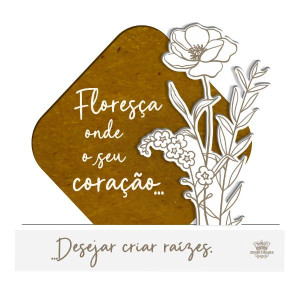 Enfeite de mesa flores�a
