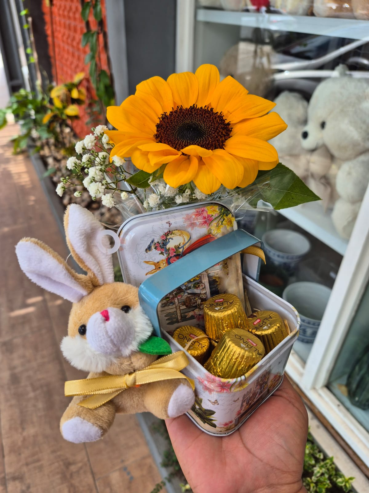 Mimo de P�scoa com Girassol